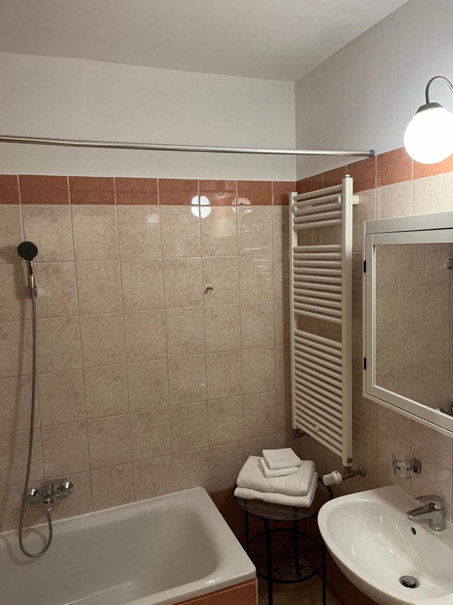 City Center Apartments With Optional Garage Budapeşte Dış mekan fotoğraf